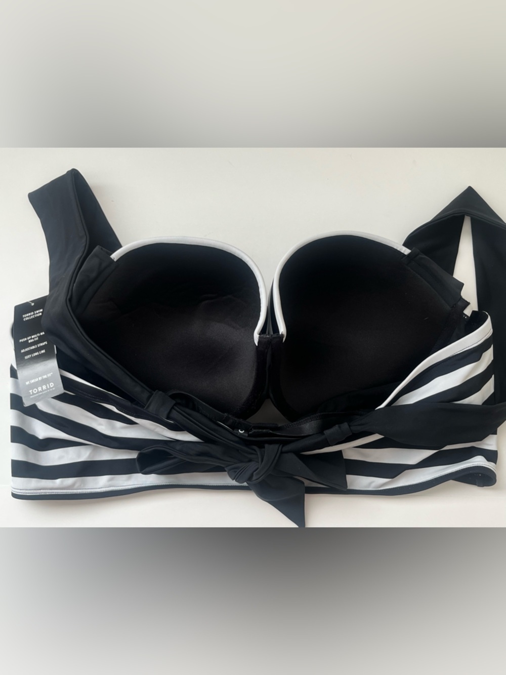Torrid Striped Halter Bikini Top Black White adjustable NEW 4X - Picture 7 of 10
